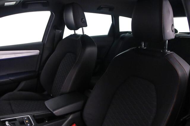 Seat LEON Sportstourer FR Business 1.5 TSI eHybrid 204pk DSG Automaat Trekhaak, Adaptive cruise control, Achteruitrijcamera, Stoelverwarming, LED koplampen, Parkeersensoren