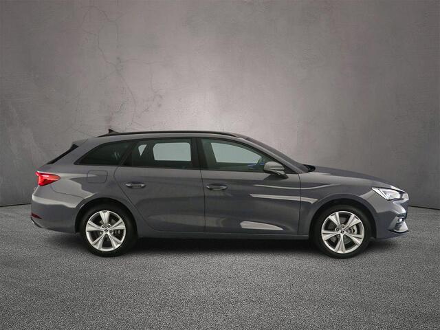 Seat LEON Sportstourer FR Business 1.5 TSI eHybrid 204pk DSG Automaat Trekhaak, Adaptive cruise control, Achteruitrijcamera, Stoelverwarming, LED koplampen, Parkeersensoren