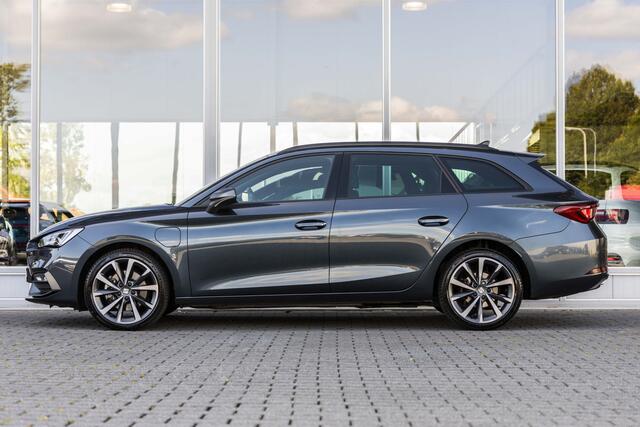 Seat LEON Sportstourer 1.4 TSI eHybrid PHEV FR | Trekhaak | NL Auto | 18"