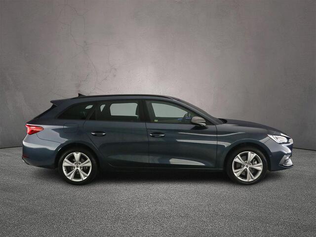 Seat LEON Sportstourer FR Business 1.5 TSI eHybrid 204pk DSG Automaat Trekhaak, Adaptive cruise control, Achteruitrijcamera, Navigatie, Stoelverwarming, LED koplampen
