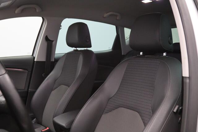 Seat LEON 1.4 TSI 150 PK X-PERIENCE, Keyless, Carplay, 1/2 Leder, Climate Control