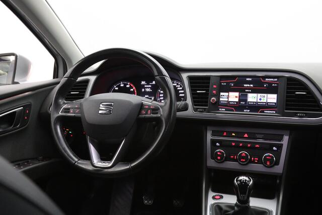 Seat LEON 1.4 TSI 150 PK X-PERIENCE, Keyless, Carplay, 1/2 Leder, Climate Control