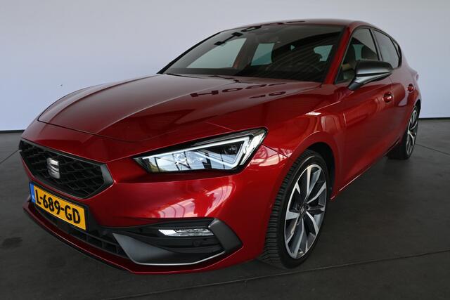 Seat LEON 1.5 eTSI FR Automaat Adaptieve Cruise Navigatie Clima Trekhaak CarPlay 1e Eigenaar! Inruil Mogelijk!