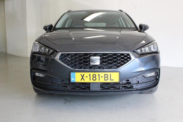 Seat LEON Sportstourer 1.0 eTSI Style Business Intense | 17'LMV | CLIMA | NAVIGATIE | CAMERA | KEYLESS | NL-AUTO+N.A.P! | LED | DAB |