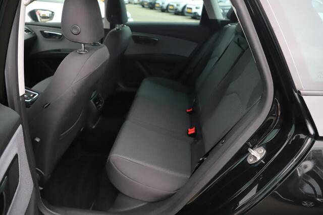 Seat LEON ST 1.5 TSI Style Ultimate Edition 131PK Beats Audio Navigatie Carplay Android Stoelverwarming Clima Cruise Control