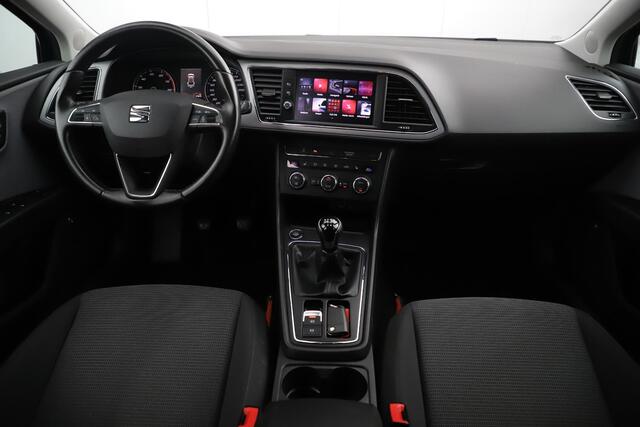 Seat LEON ST 1.5 TSI Style Ultimate Edition 131PK Beats Audio Navigatie Carplay Android Stoelverwarming Clima Cruise Control