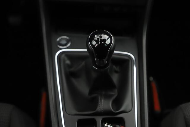 Seat LEON ST 1.5 TSI Style Ultimate Edition 131PK Beats Audio Navigatie Carplay Android Stoelverwarming Clima Cruise Control