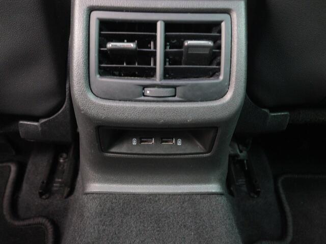 Seat LEON ST 2.0 TSI FR Business Intense | Panoramisch schuif/ kanteldak | Camera | Stoelverwarming | Zeer compleet!