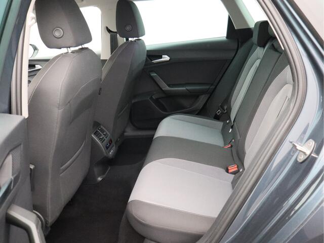 Seat LEON Sportstourer 1.0 eTSI Style Business Intense/ automaat!