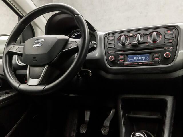 Seat MII 1.0 Sport Connect (5 DEURS, AIRCO, CRUISE, GETINT GLAS, PARKEERSENSOREN, SPORTSTOELEN, LM VELGEN, NIEUWE APK, NIEUWSTAAT)
