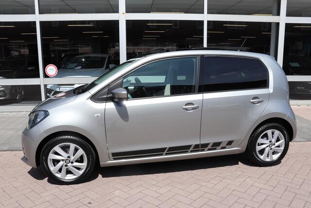 Seat MII 1.0 Sport Connect. Panoramadak.