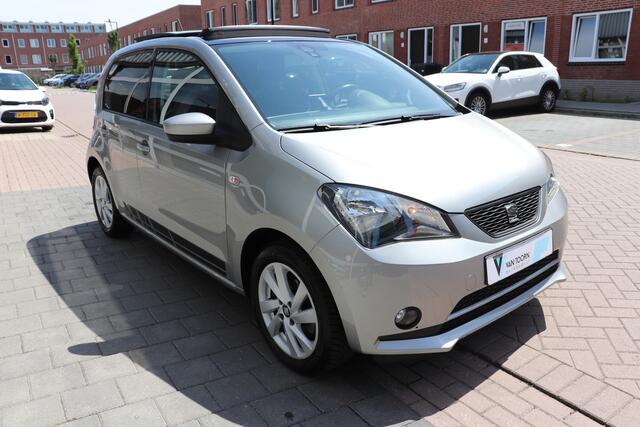 Seat MII 1.0 Sport Connect. Panoramadak.