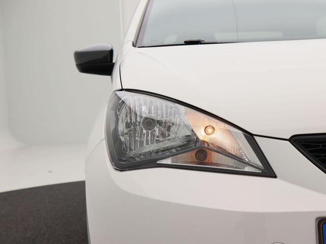 Seat MII 1.0 FR | Panoramadak | Airco | Cruise Control | Bluetooth | Privacy Glass | 16 Inch | 92.247 Km!!