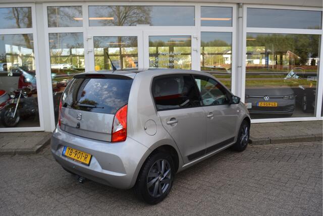 Seat MII 1.0 60PK Sport Intense ? Cruise ? PDC ? Trekhaak Afn. ? Orig NL ?