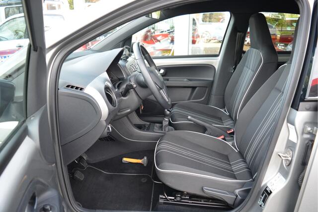 Seat MII 1.0 60PK Sport Intense ? Cruise ? PDC ? Trekhaak Afn. ? Orig NL ?