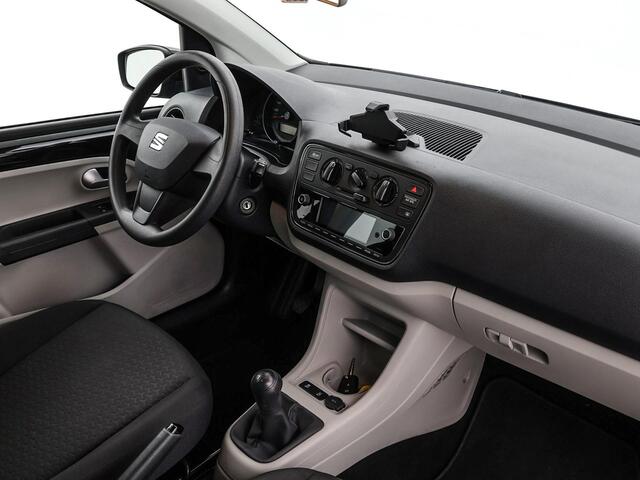 Seat MII 1.0 60pk Style Intense · Cruise Control · P-Sensoren · Airco · Radio · Bluetooth · 14'' Inch ·