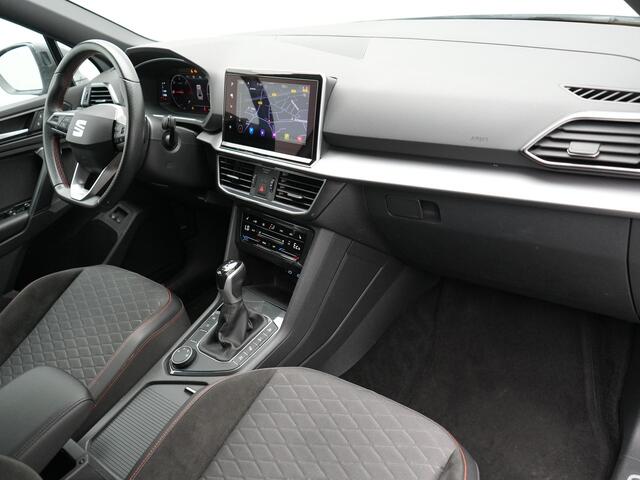 Seat Tarraco 1.4 TSI e-Hybrid FR Plug In Hybrid 245pk Dealer O.H | PHEV | Trekhaak af Fabriek | Alcantara Sportstoelen Memory Verwarmd | Adaptive Cruise | 20"L.M | 360 Camera | Virtual | Carplay |