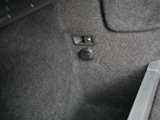Seat Tarraco 1.4 TSI e-Hybrid FR Plug In Hybrid 245pk Dealer O.H | PHEV | Trekhaak af Fabriek | Alcantara Sportstoelen Memory Verwarmd | Adaptive Cruise | 20"L.M | 360 Camera | Virtual | Carplay |