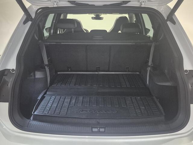 Seat Tarraco 1.5 TSI Automaat FR Business Intense 7 persoons Wegklapbare trekhaak | Panoramadak