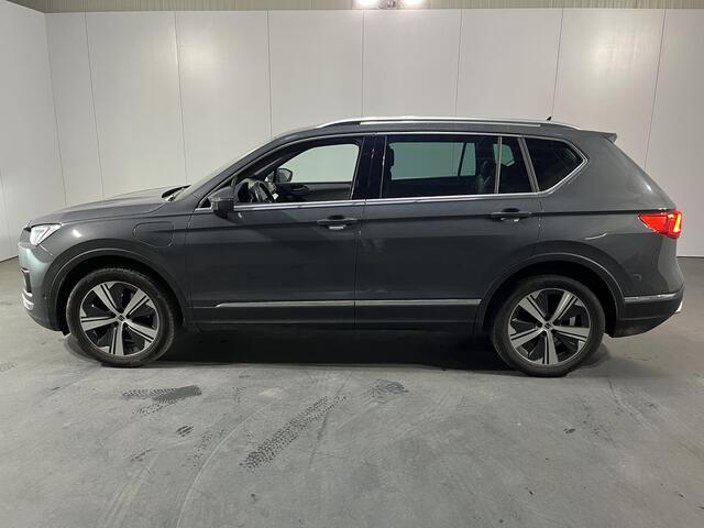 Seat Tarraco 1.4 TSI e-Hybrid PHEV Xperience Business Intense / AUTOMAAT/ ELEKTR. TREKHAAK/ RIJ-MODI/ PARK. SENSOREN + CAMERA/ DIGITAL DASH/ FULL LINK/ STOEL VERWARM. V+A/ ADAPT. CRUISE/ NAVI/ LED