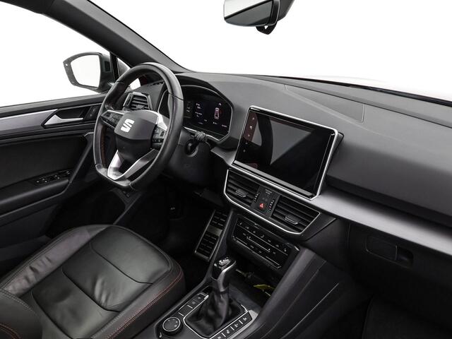 Seat Tarraco 1.4 TSI e-Hybrid 245pk DSG PHEV FR · Panoramadak · Trekhaak · 360gr camera · Leder · Elektrische stoelverstelling · 20'' velgen ·