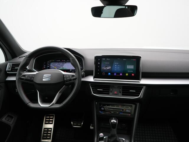 Seat Tarraco 1.4 TSI e-Hybrid FR PHEV 245pk Dealer O.H | Trekhaak Af Fabriek | Panodak | 360 Camera | Adaptive Cruise | Sportstoelen Memory & Verwarmd | BLIS | Apple Carplay | Travel Assist | Keyless | Navigatie | Virtual | DAB | 20" L.M | Plug In Hybrid |