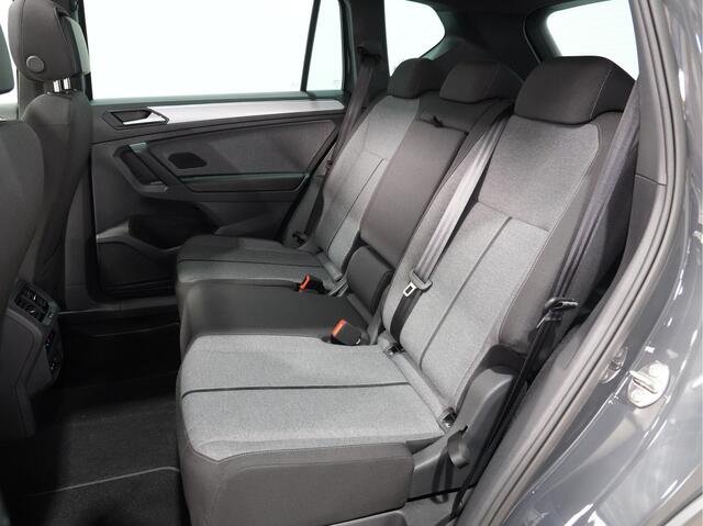 Seat Tarraco 1.5 TSI Style Business Intense | Panorama | Trekhaak | Matrix-LED | Camera 120