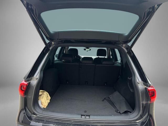 Seat Tarraco 1.4 TSI 245pk e-Hybrid Xperience Business Intense · Camera · Inklap. Trekhaak · Keyless · Stuur- & Stoelverwarming · Dodehoeksensor · Elek. Achterklep ·