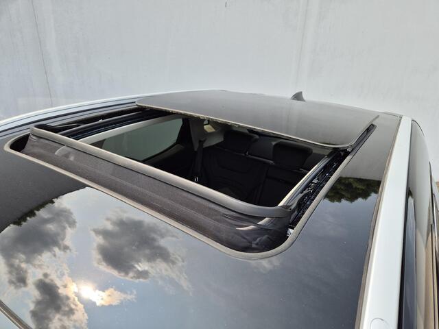 Seres 3 52kWh Automaat / Trekhaak / Garantie tot 20/5/2027 / WLTP bereik 327 km / Schuif/-Kanteldak / Rondomzicht Camera / Stoelverwarming voor / Mirror voor Google Maps Navigatie / Lederenbekleding