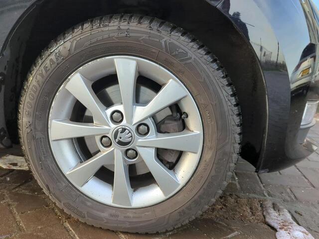 Skoda CITIGO 1.0 60pk MPI Greentech Style Airco Cruise Control Multi stuurwiel LMV