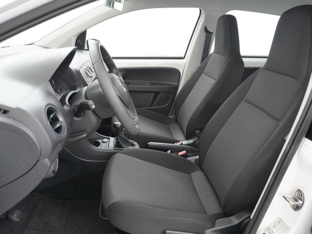Skoda CITIGO 1.0 CNG Bifuel Airco CruiseControl 5drs Bluetooth Isofix Greentech Led Aardgas Elek.Ramen Aut.Verlichting Start/Stop DealerOnderhouden Ambition NL-auto! Kosten per 100 km: CNG is goedkoop - bij een prijs van ¤1,20 per kg kost 100 km slechts ¤3,60 - ¤4,20 