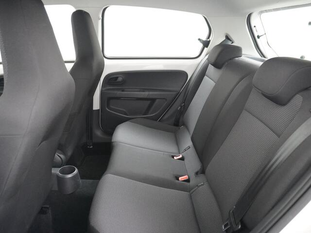 Skoda CITIGO 1.0 CNG Bifuel Airco CruiseControl 5drs Bluetooth Isofix Greentech Led Aardgas Elek.Ramen Aut.Verlichting Start/Stop DealerOnderhouden Ambition NL-auto! Kosten per 100 km: CNG is goedkoop - bij een prijs van ¤1,20 per kg kost 100 km slechts ¤3,60 - ¤4,20 