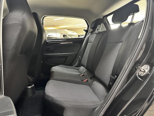 Skoda CITIGO 1.0 Greentech Ambition/ DEALER ONDERHOUDEN!/ MAPS + MORE/ 5-Drs/ Airco/ CRUISE!/ Elek. pakket/ Isofix/ Bluetooth/ LED Dagrijverl./ Getint Glas/ Metallic lak.