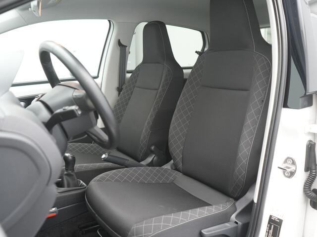 Skoda CITIGO 1.0 Greentech Style - RIJKLAARPRIJS - All Seasonbanden - Airco - Bluetooth - Cruise Control - Lichtmetalen velgen