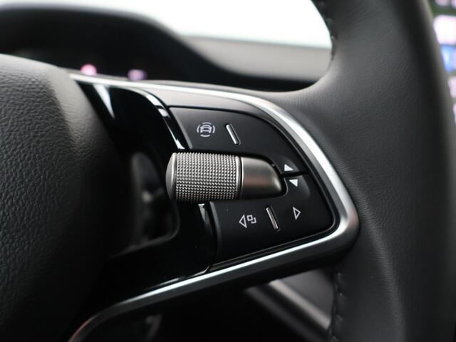 Skoda Elroq 60 Business Edition 204 PK | 20" lichtmetalen velgen | Trekhaak | Side assist | Apple Carplay & Android Auto | Adaptive cruise control |