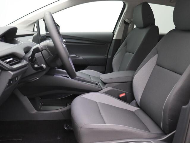 Skoda Elroq 60 Business Edition 204PK Warmtepomp, Keyless, Adaptieve Cruise Controle, Achteruitrijcamera, Side Assist, Navi, Stoel-Stuurverwarming, 19" LM Velgen