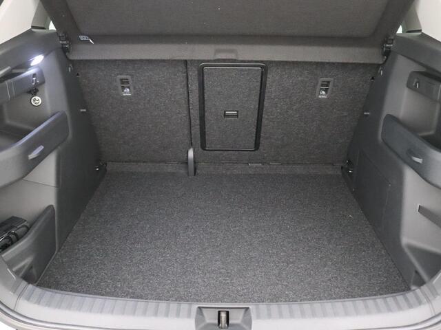 Skoda Elroq 60 Business Edition 204PK Aut. Warmtepomp, Adaptieve Cruise Controle, Side Assist, Keyless, Navi, Stoel-Stuurverwarming, 19" LM Velgen