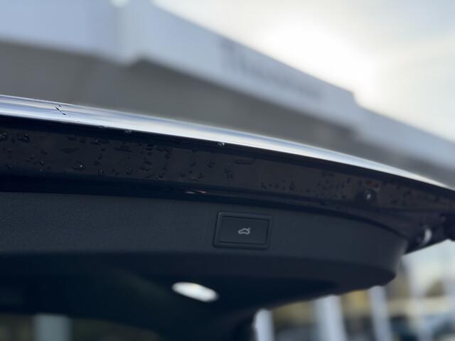 Skoda Elroq 85 Business Edition Matrix LED | Trekhaak | Warmtepomp | Dodehoek