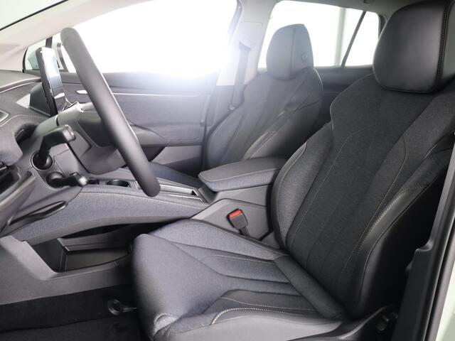 Skoda Elroq 60 Business Edition - Tour | 20 inch | Adaptive Cruise Control | Navigatie | Blind Spot | Stoelverwarming |