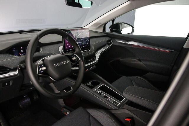 Skoda Elroq 60 Business Edition 204pk Automaat Trekhaak, Adaptive cruise control, Achteruitrijcamera, Stuurwiel verwarmd, Navigatie, LED koplampen, Parkeersensoren, App connect