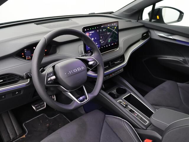 Skoda Elroq 60 Sportline 204 PK | Wegklapbare Trekhaak | 20" Lichtmetalen velgen | Side Assist | Camera |