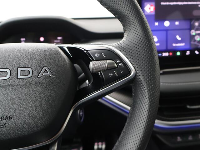 Skoda Elroq 60 Sportline 204 PK | Wegklapbare Trekhaak | 20" Lichtmetalen velgen | Side Assist | Camera |