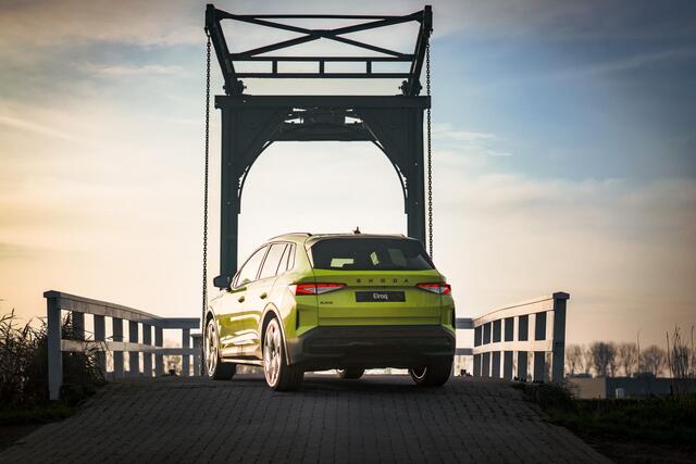 Skoda Elroq 85X RS 250kW/340 PK 4x4 Elektrische aandrijving | Business upgrade pakket - advanced | 21" inch velgen Vision | Trekhaak wegklapbaar | 3000,- euro inruil premie!