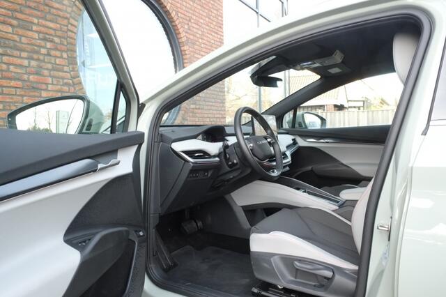 Skoda Elroq 85 Lodge Plus, Matrix LED, El achterklep
