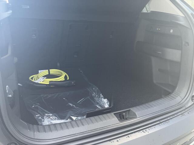 Skoda Elroq 60 Business Edition 190 PK | Trekhaak | 19" velgen | Frunk | Dodehoek sensor |