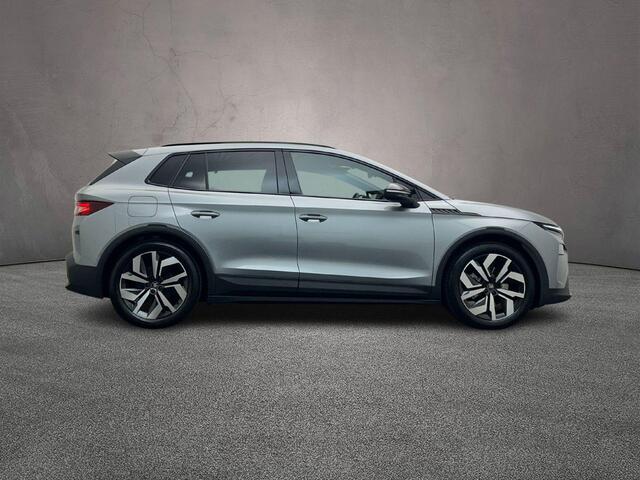 Skoda Elroq 60 Sportline 204pk Automaat Trekhaak, Adaptive cruise control, Achteruitrijcamera, LED koplampen, Stoelverwarming, Stuurwiel verwarmd, Parkeersensoren, App connect