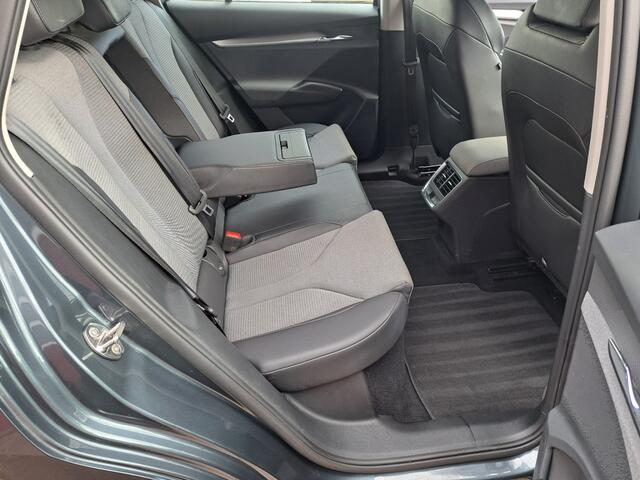 Skoda Enyaq iV 60 180 Pk Business Edition 1/2 Leder Ecc voor / achter SOH 93,5%