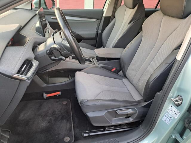 Skoda Enyaq iV 60 180 Pk Business Edition Trekhaak, Apple Carplay, Camera, SOH 92%