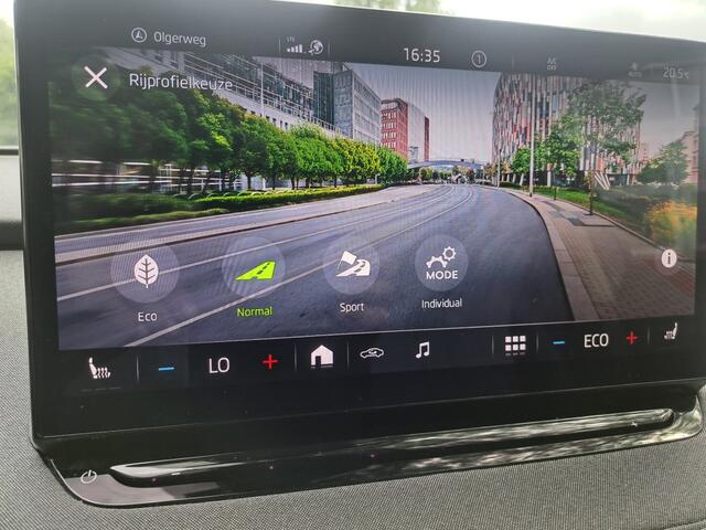 Skoda Enyaq iV 60 180 Pk Black Edtion Warmtepomp, 1/2 Leder, SOH 94%