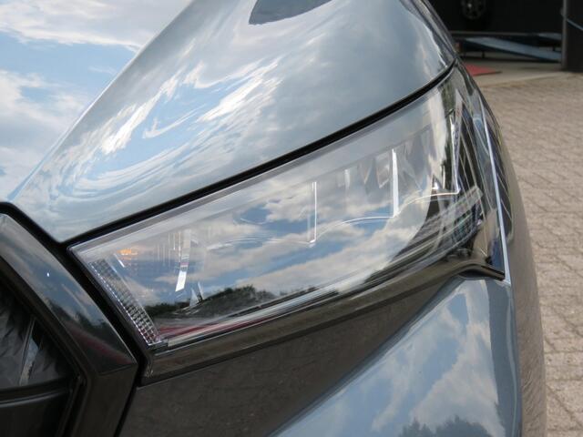 Skoda Enyaq iV60 / Trekhaak wegklap. / Half leder / Stoelverw. / Camera / Clima pack / BOVAG garantie